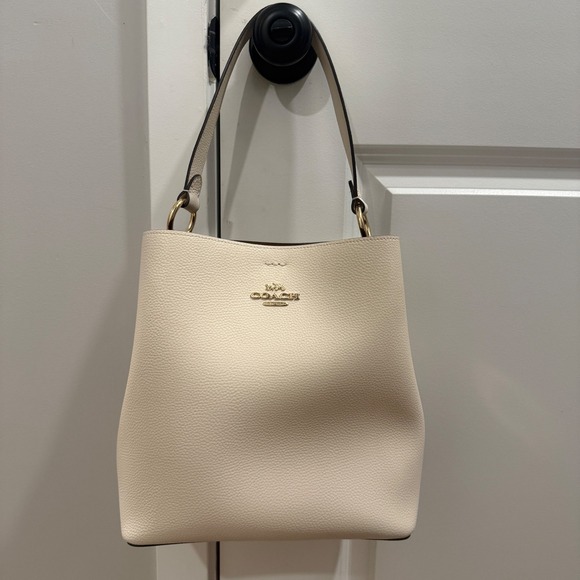 Coach Handbags - Coach Town Bucket Bag Cream Polished Pebble Leather Gold Hardware NWOT